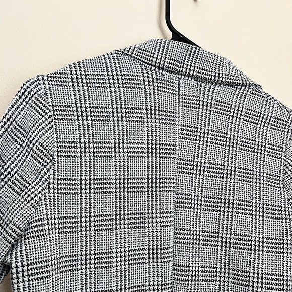 Blazer Black and White Plaid‎ - Picture 7 of 7